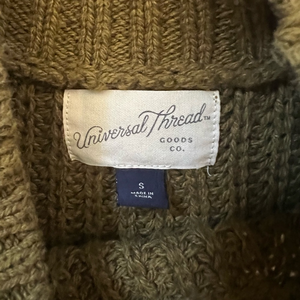 Universal Thread Olive Green Ruffle Sleeve Knit Shell - Picture 2 of 2